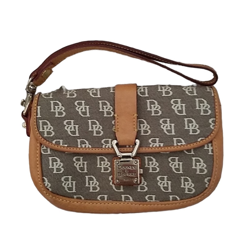 Dooney & Bourke Wristlet Purse EUC